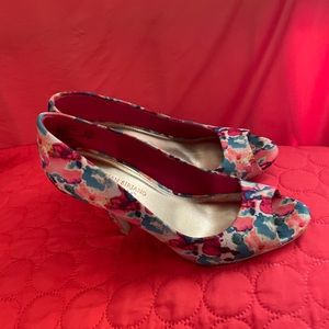 christian siriano floral heels. Super comfy&sexy